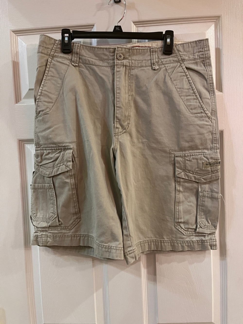 UNIONBAY Men’s Khaki Cargo Shorts - Beige/Tan